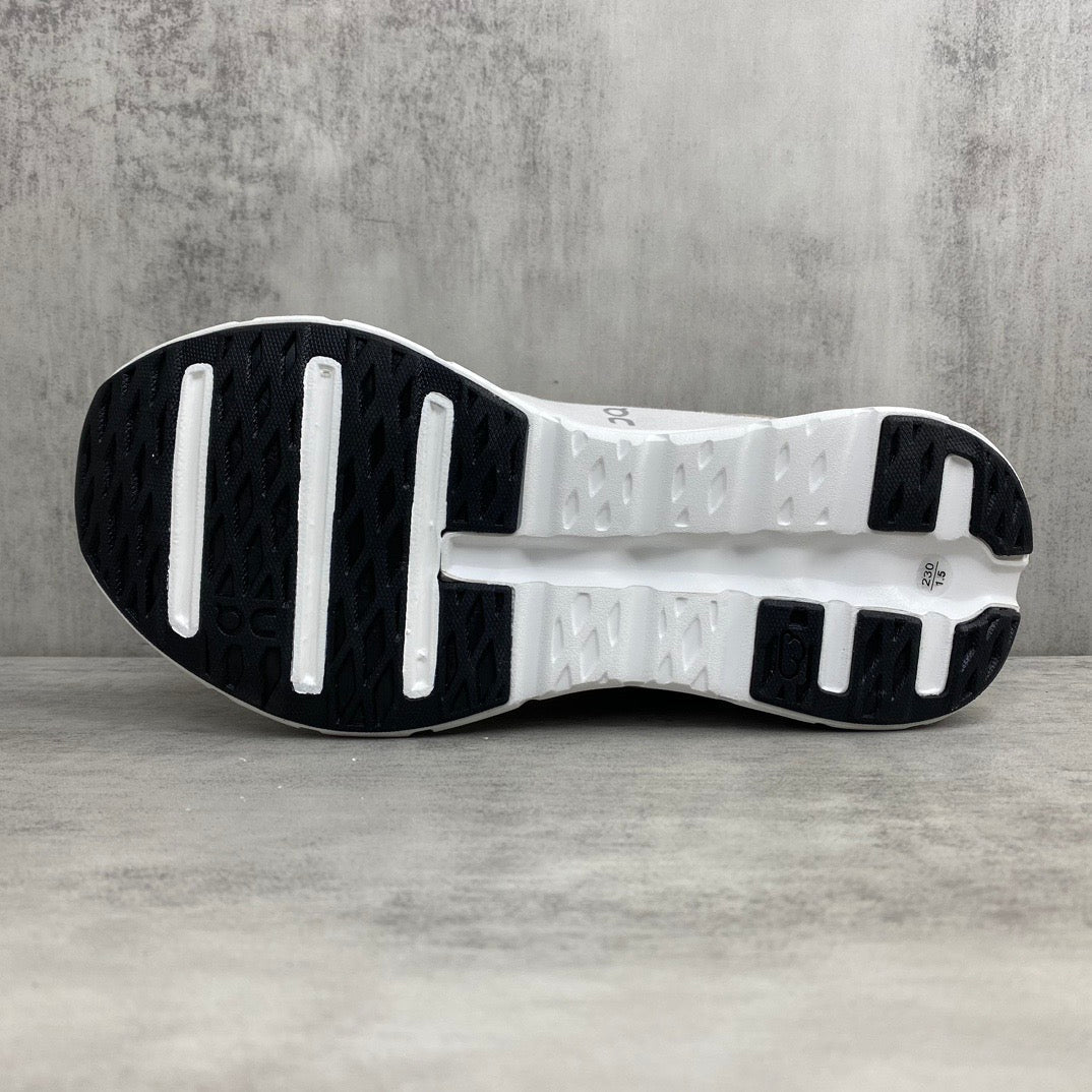 On Cloud X Loewe