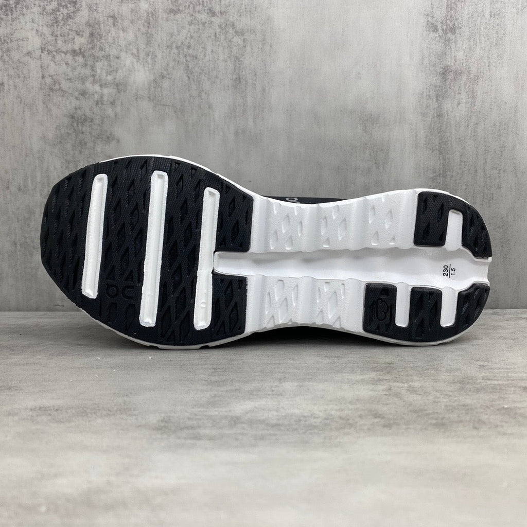 On Cloud X Loewe