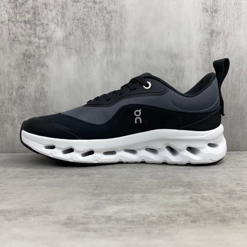 On Cloud X Loewe