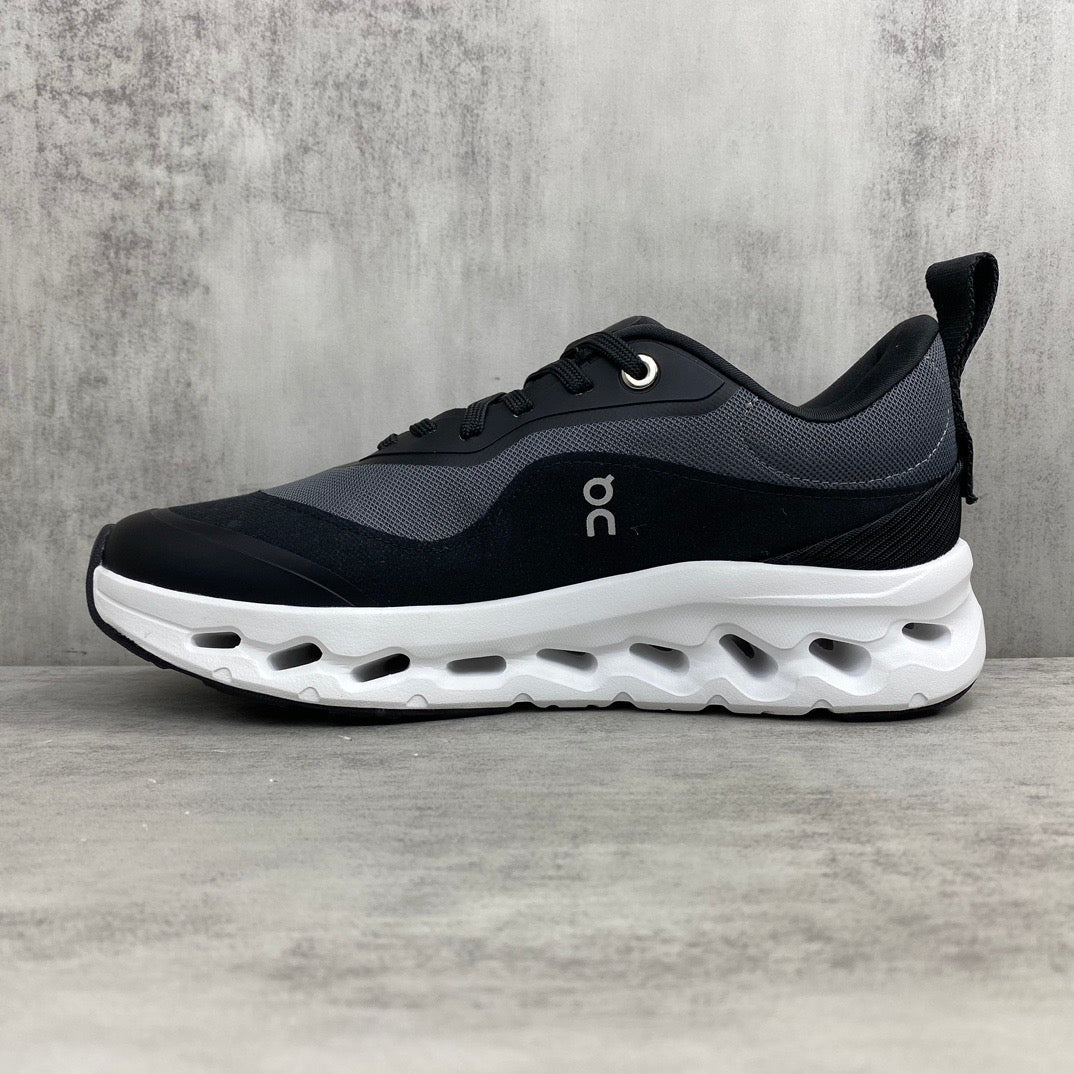 On Cloud X Loewe