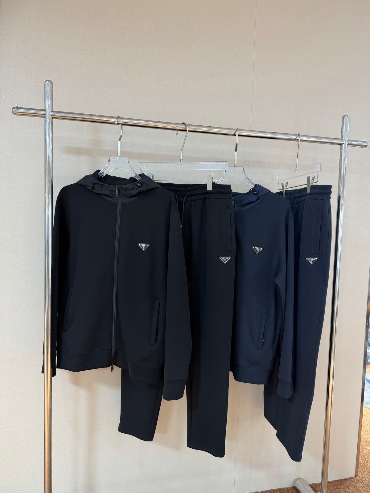 Outfit Prada