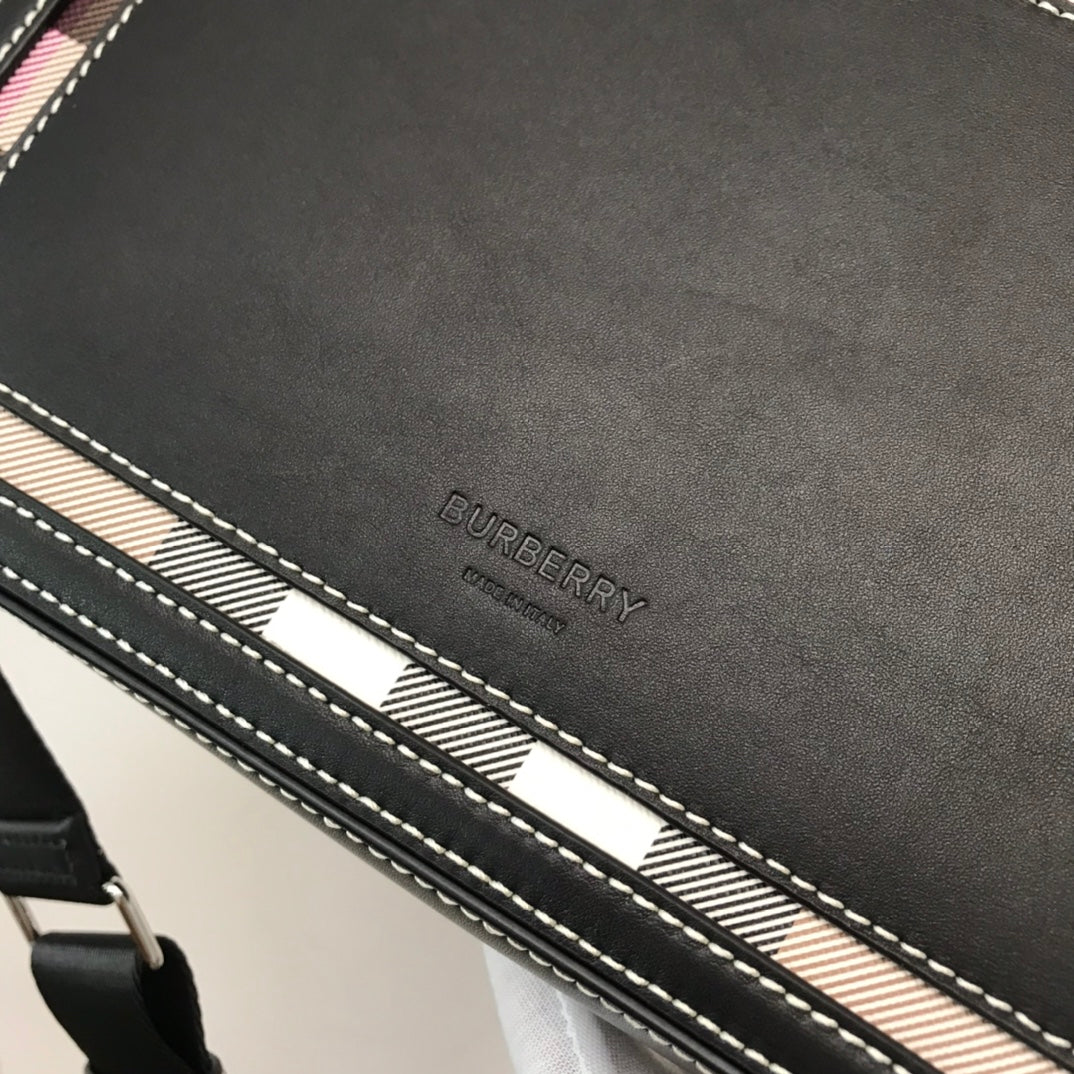 Sacoche  Burberry Muswell