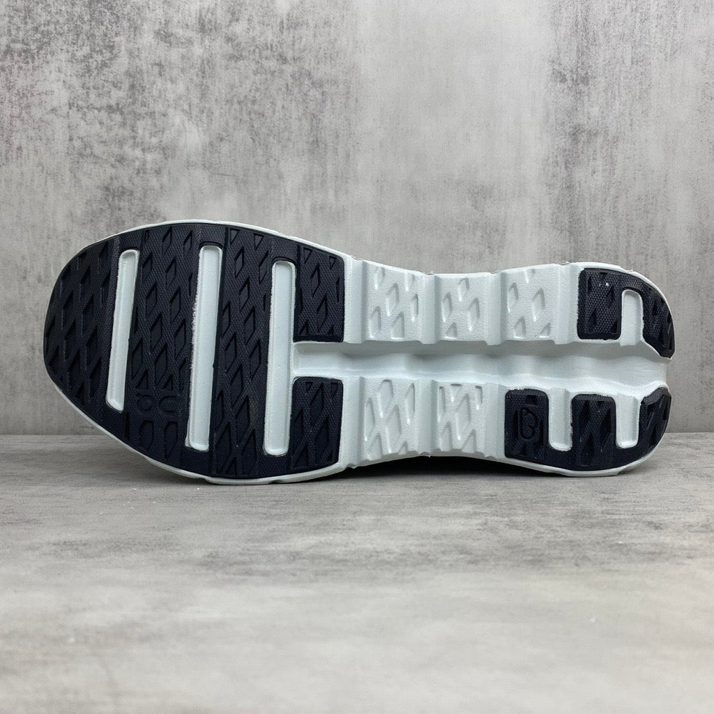 On Cloud X Loewe