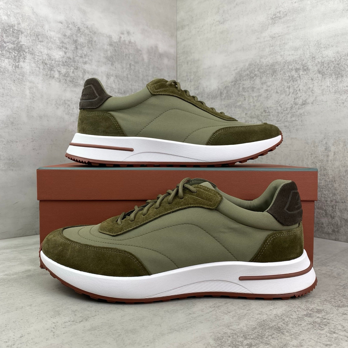 Loro Piana Week End Walk