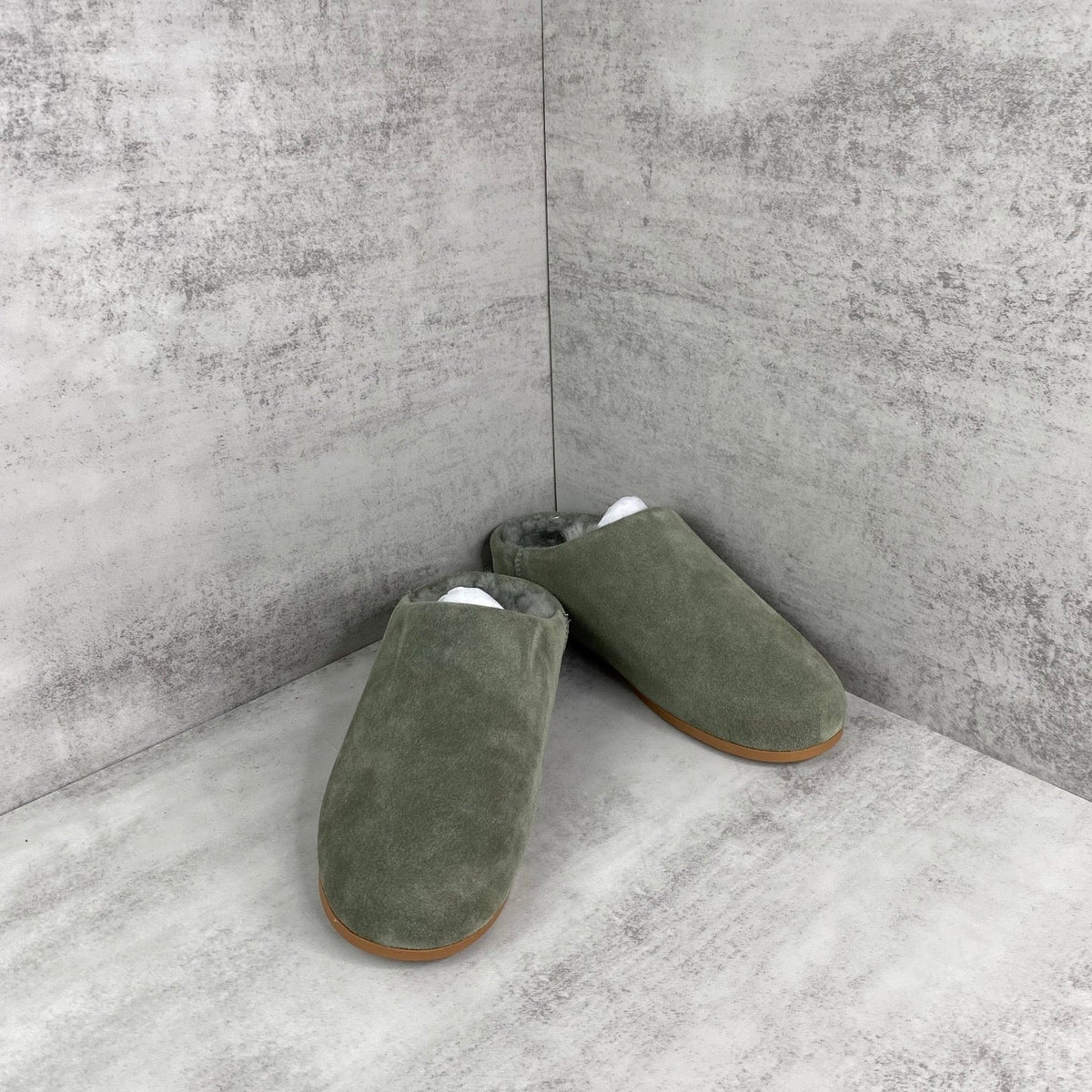 UGG ELEA SLIP-ON