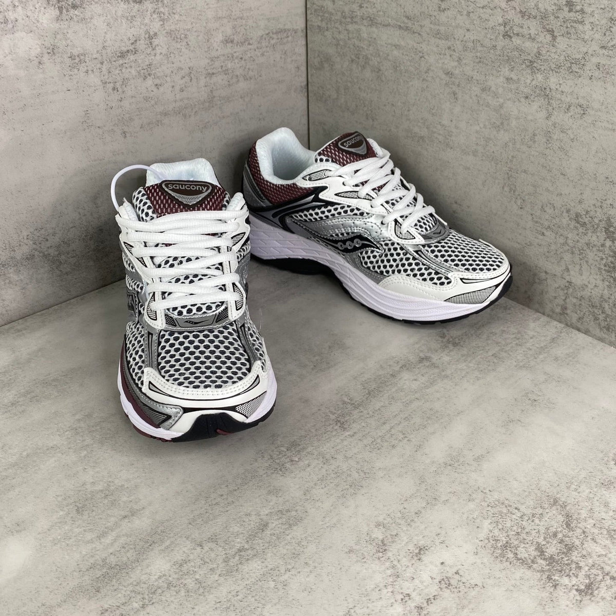 Saucony Omni 9