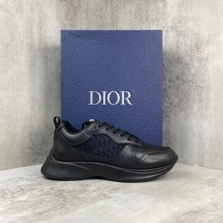 Dior b25