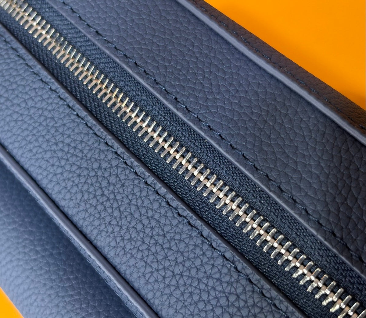Sac Messenger Boarding  Louis Vuitton