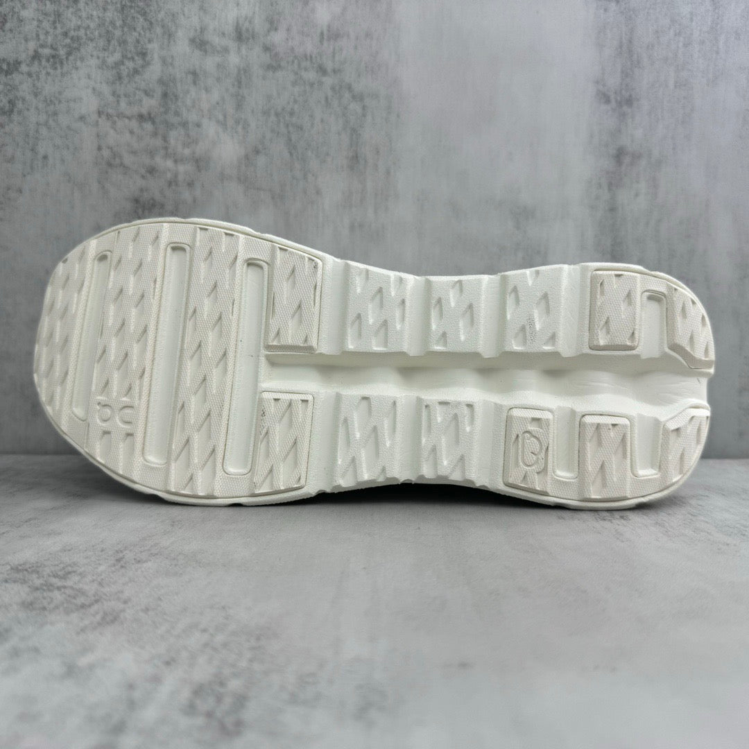 On Cloud X Loewe