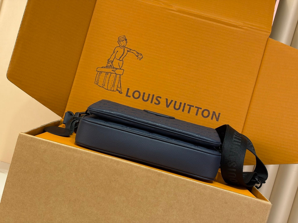 Louis Vuitton Trio Messenger