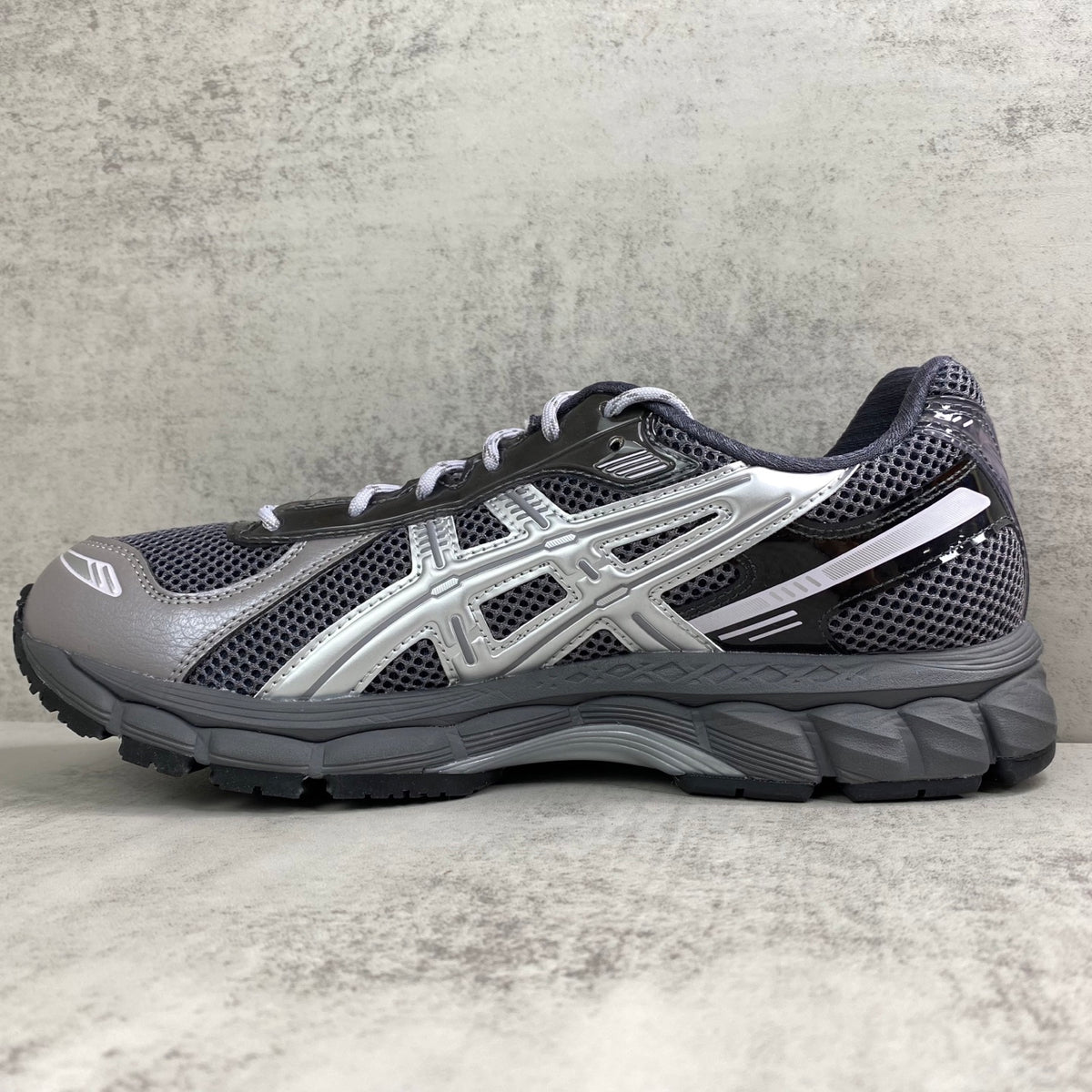 ASICS Gel-Kayano 12.1
