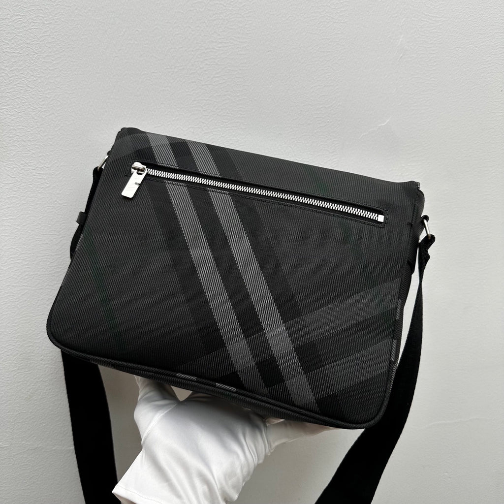Sacoche Burberry Grid Messenger