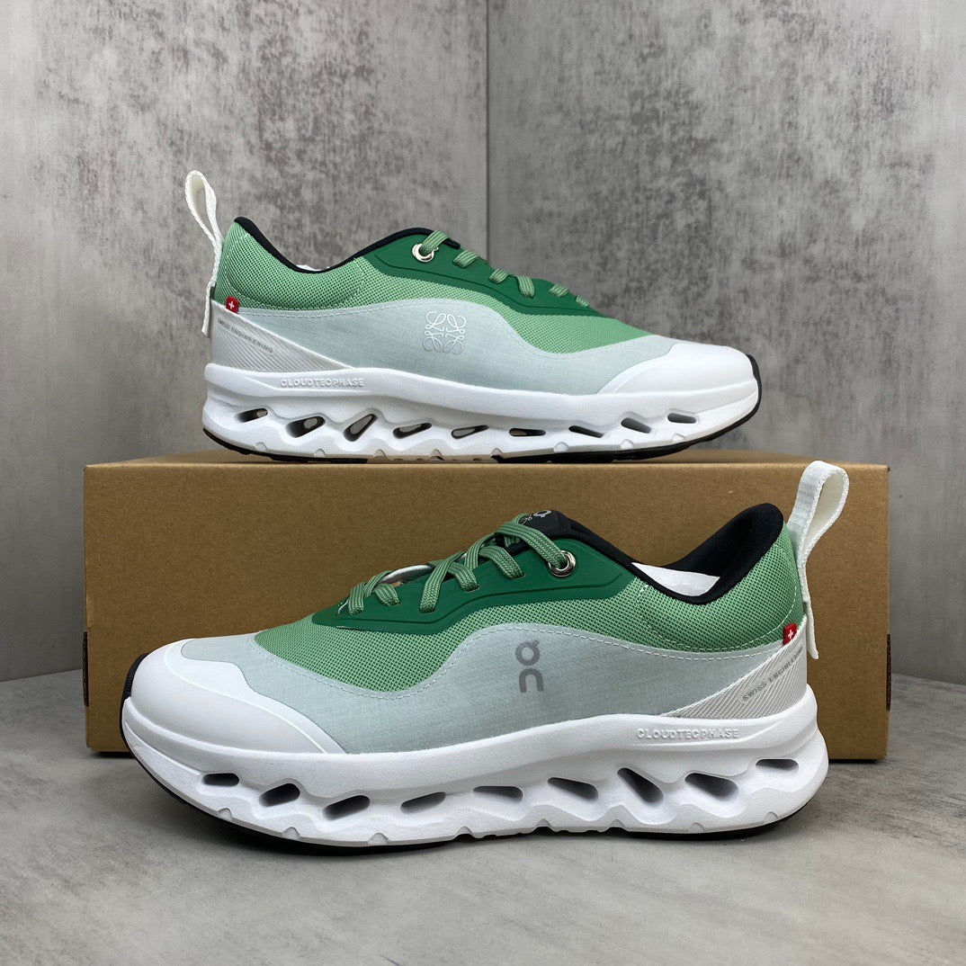 On Cloud X Loewe