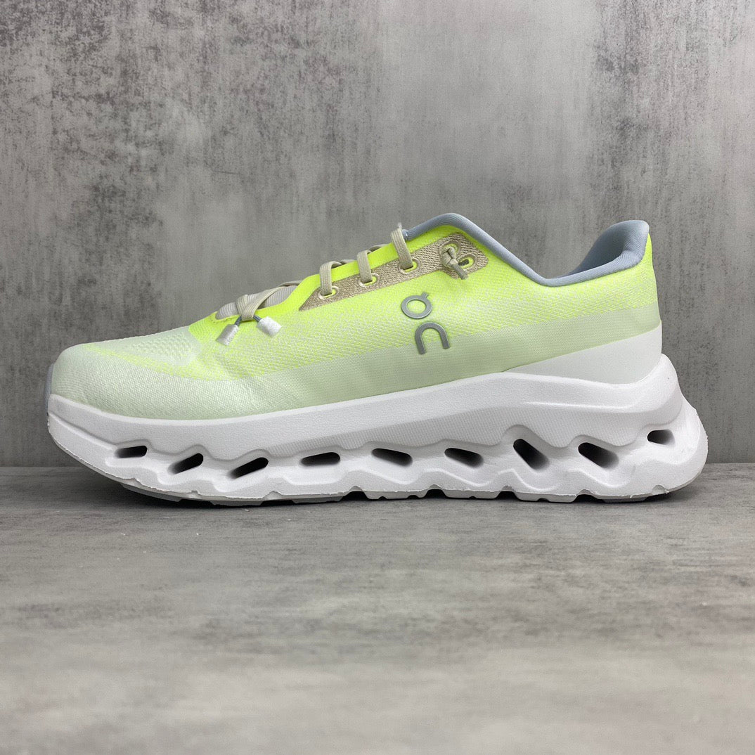 On Cloud X Loewe