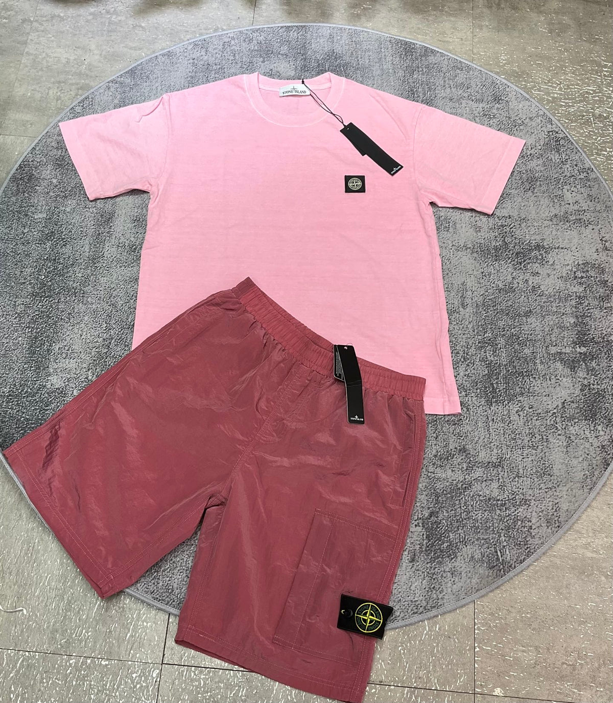 Outfit STONE ISLAND