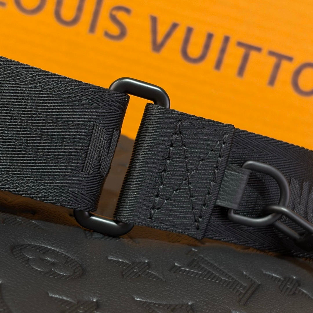 Sac  Louis Vuitton Trio Messenger
