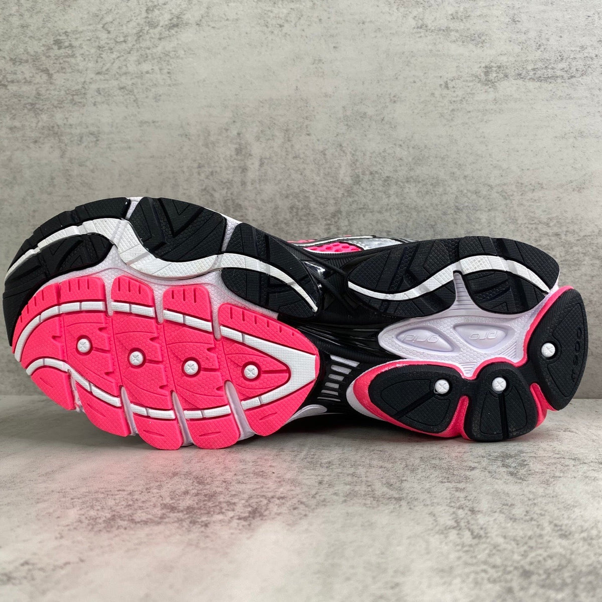 Saucony Omni 9