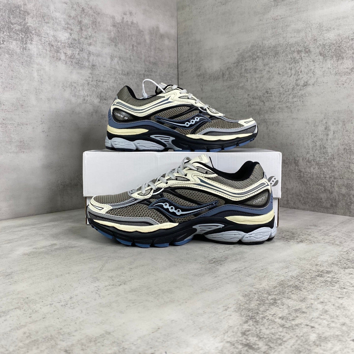 Saucony Omni 9