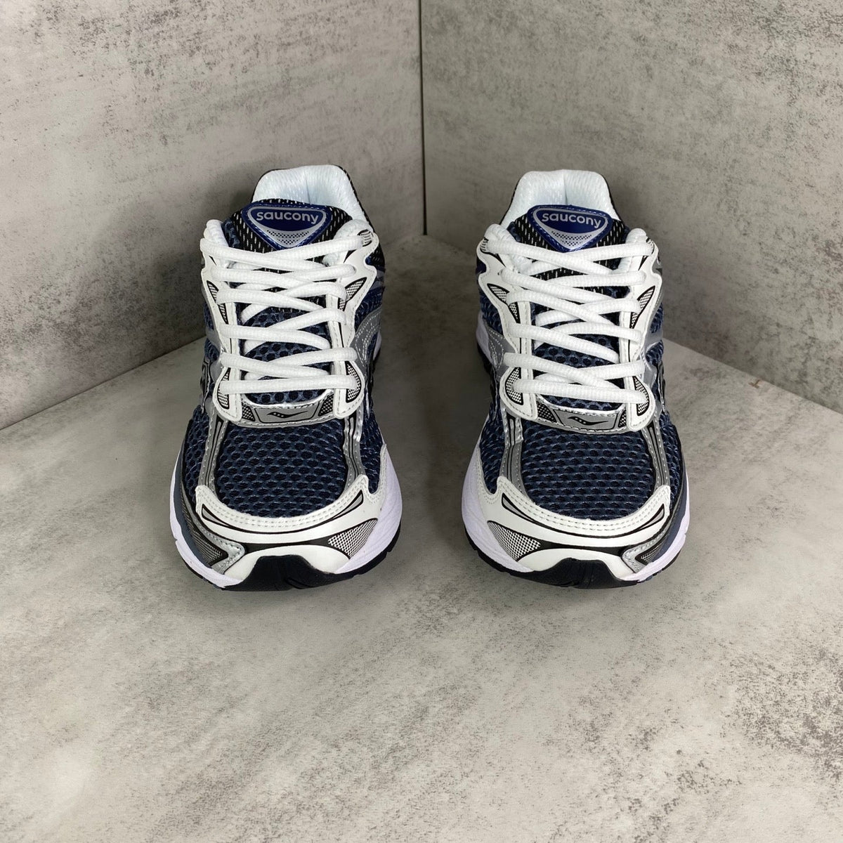 Saucony Omni 9