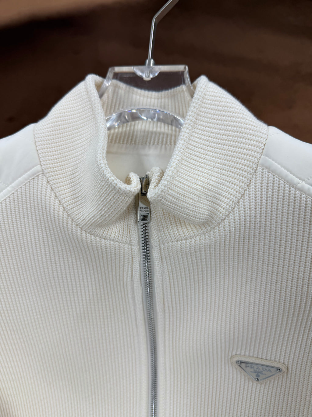 Pull Prada