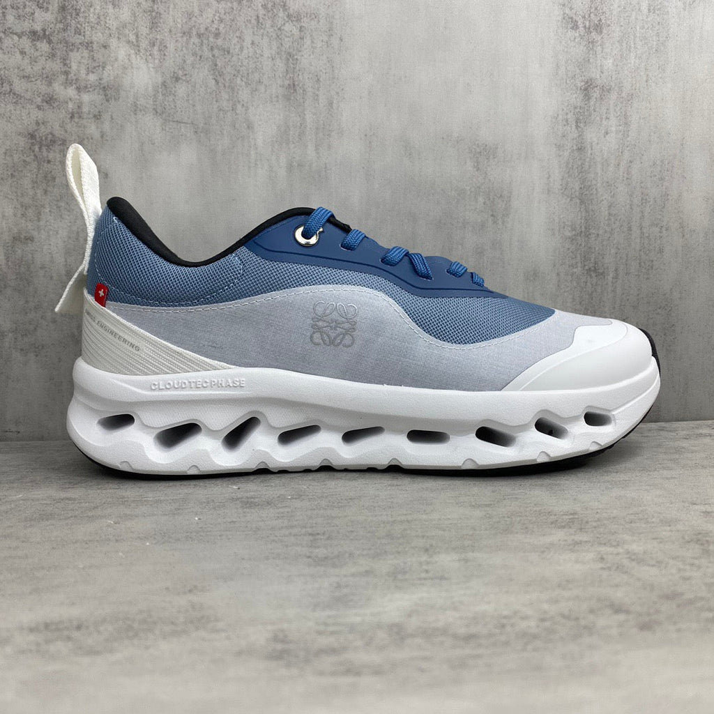 On Cloud X Loewe