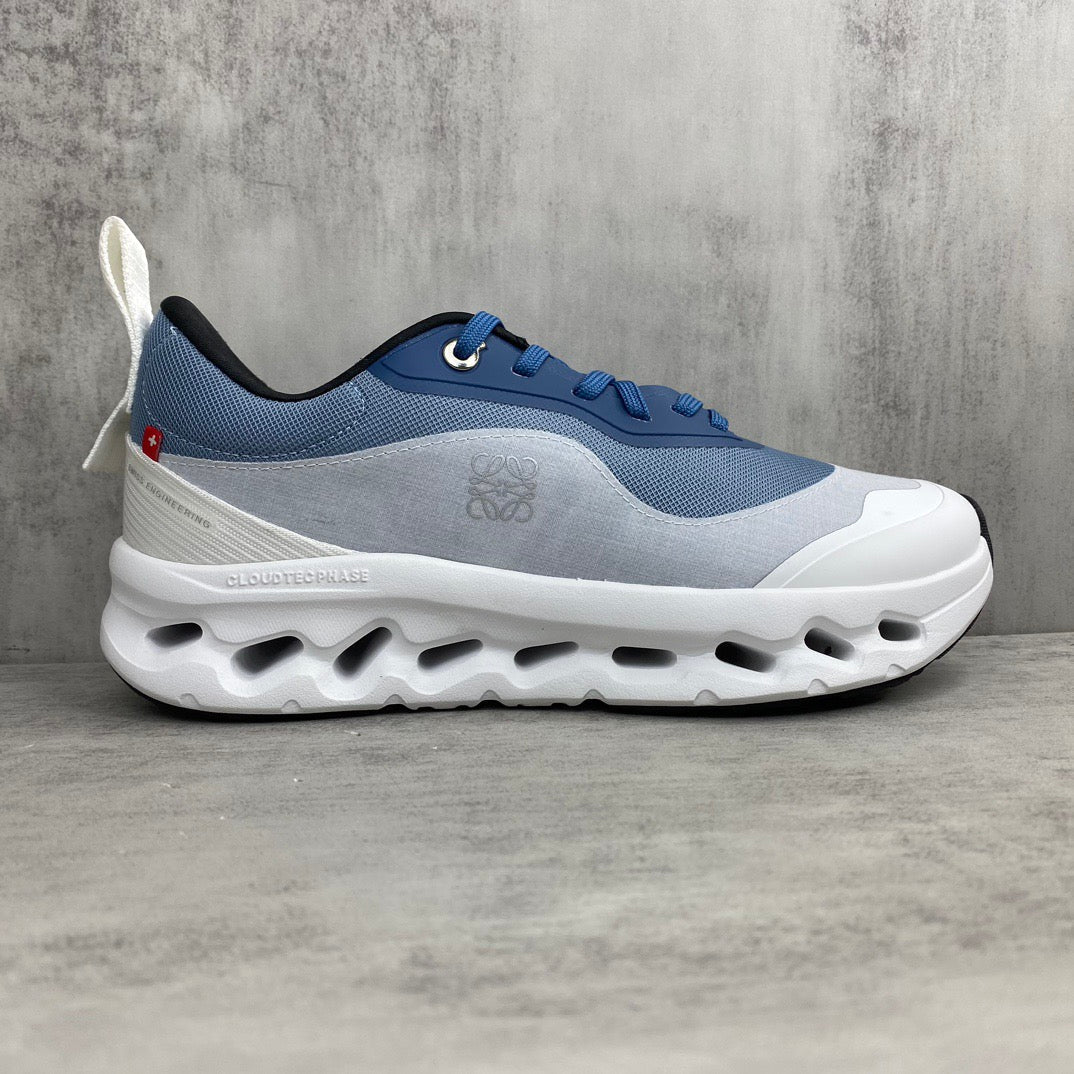 On Cloud X Loewe