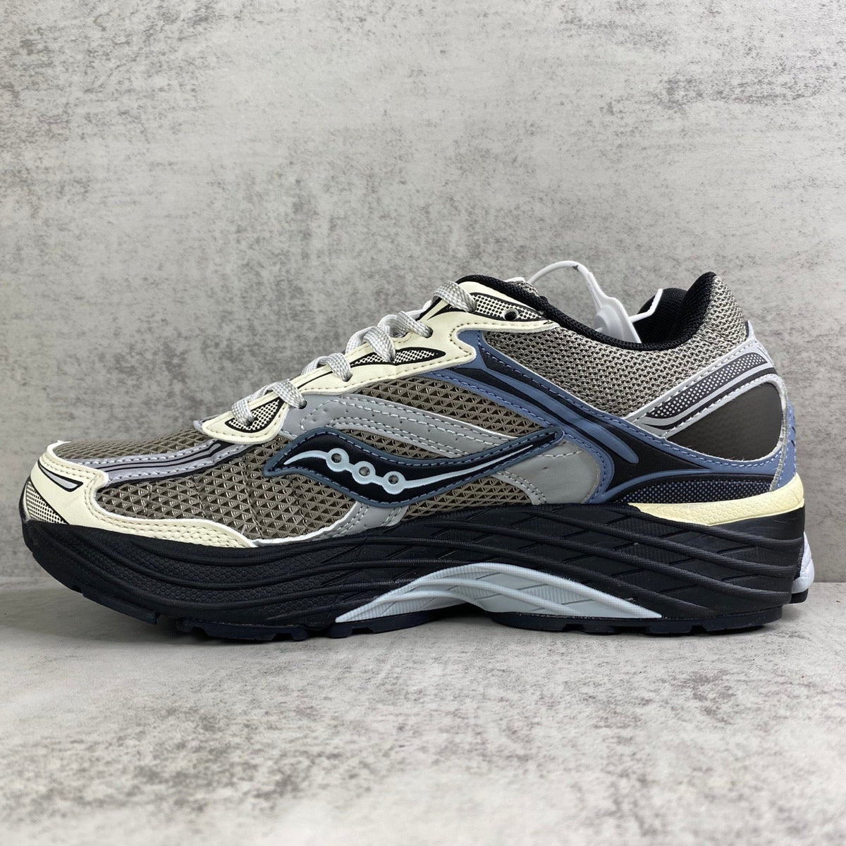 Saucony Omni 9