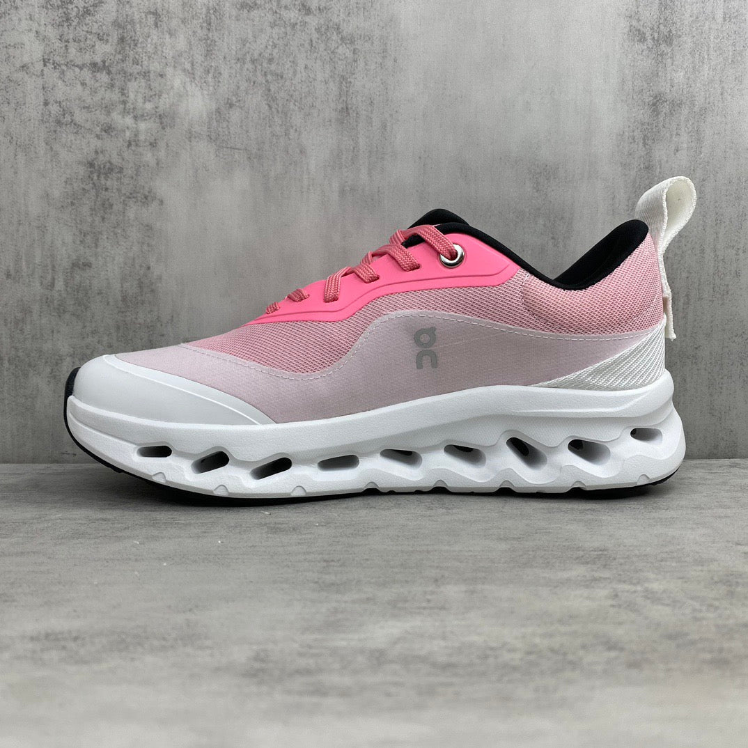 On Cloud X Loewe