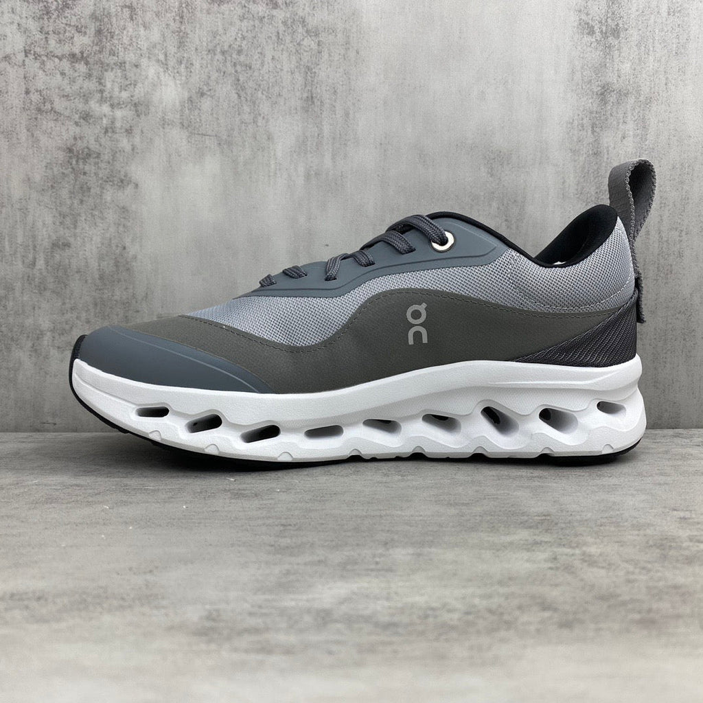 On Cloud X Loewe
