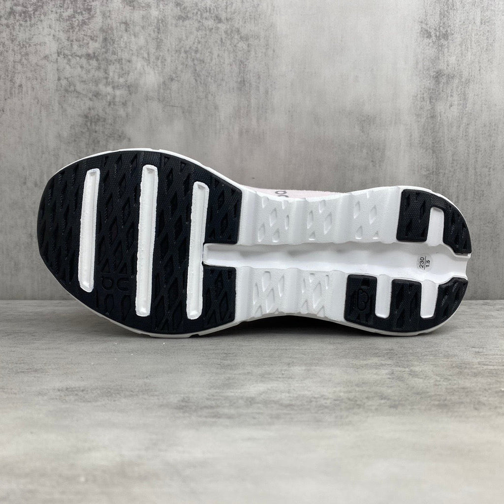 On Cloud X Loewe