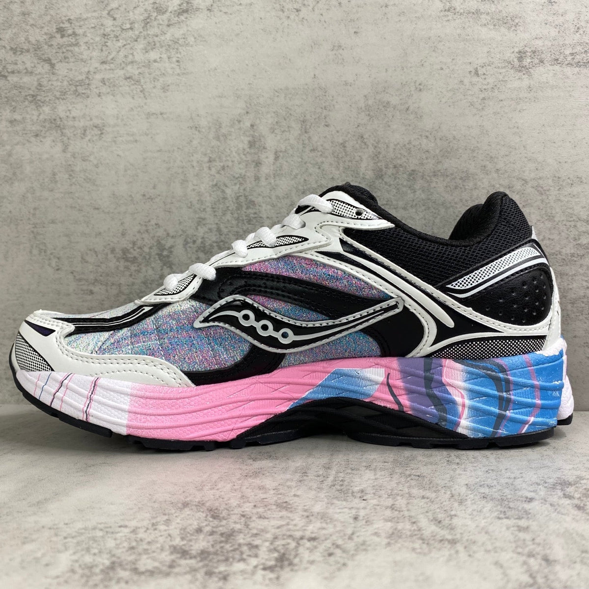 Saucony Omni 9