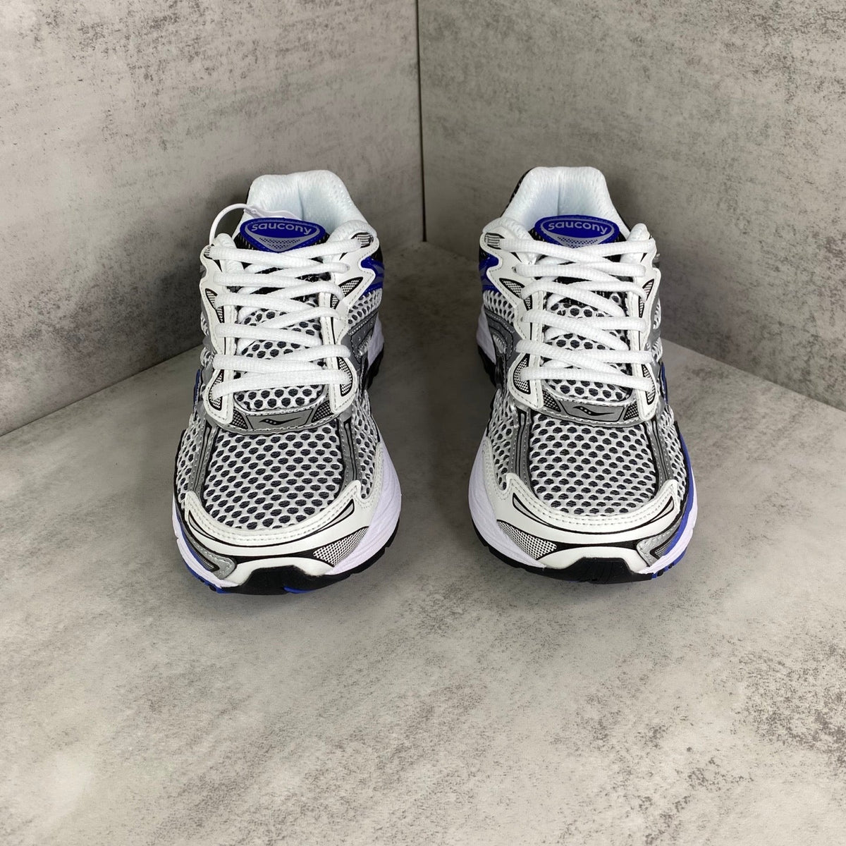 Saucony Omni 9