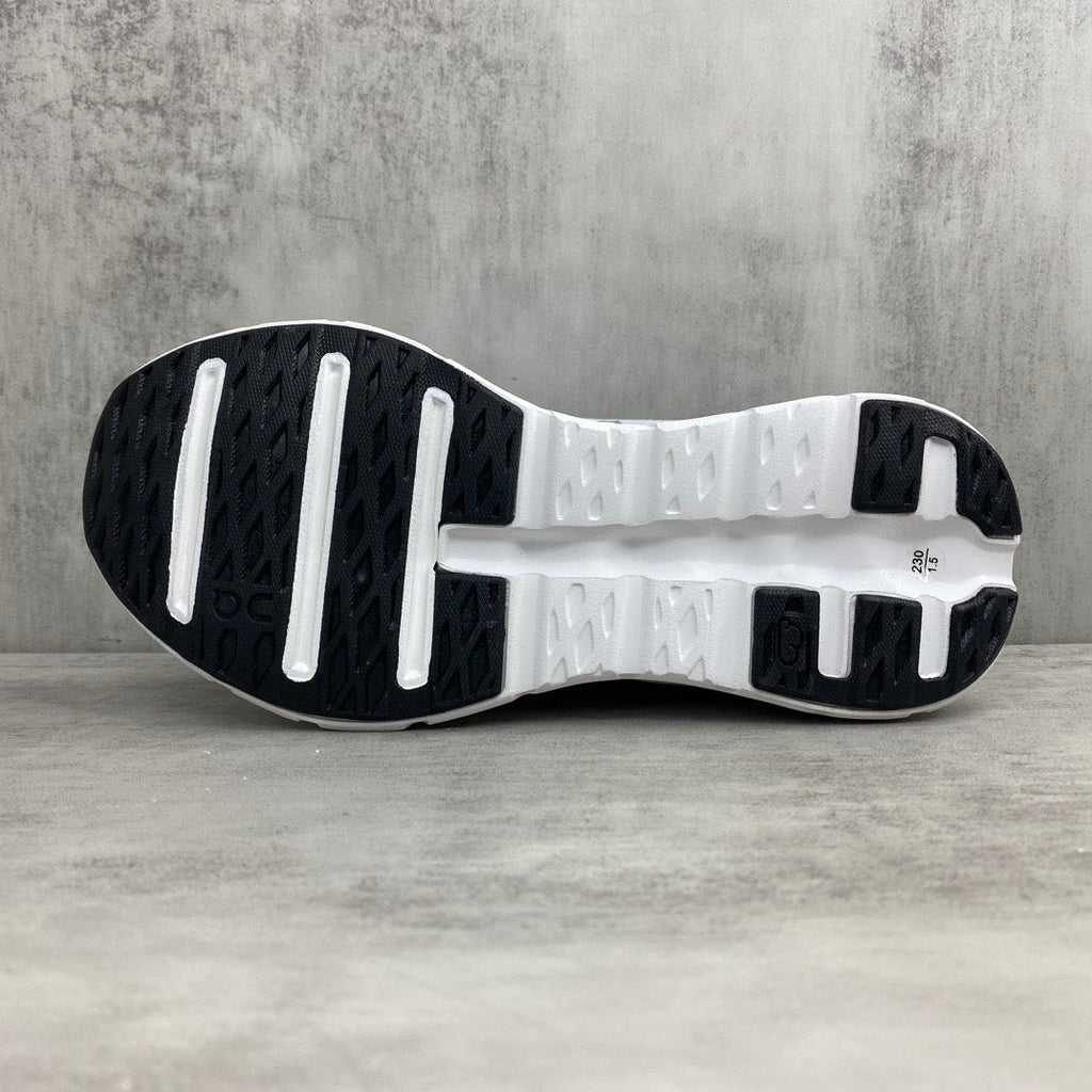 On Cloud X Loewe