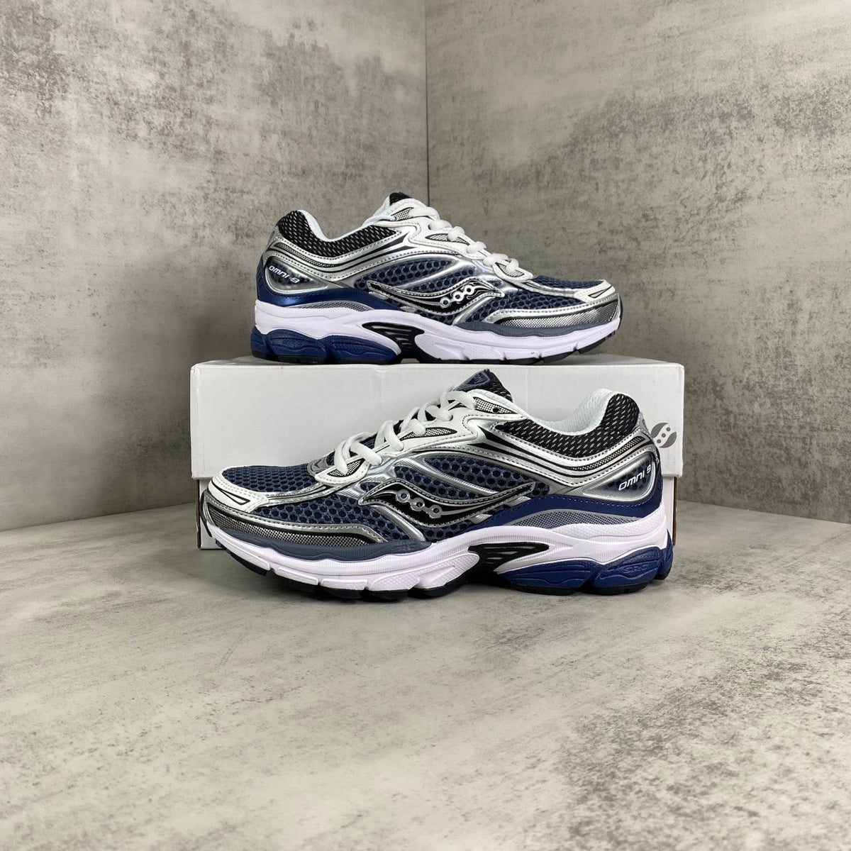 Saucony Omni 9
