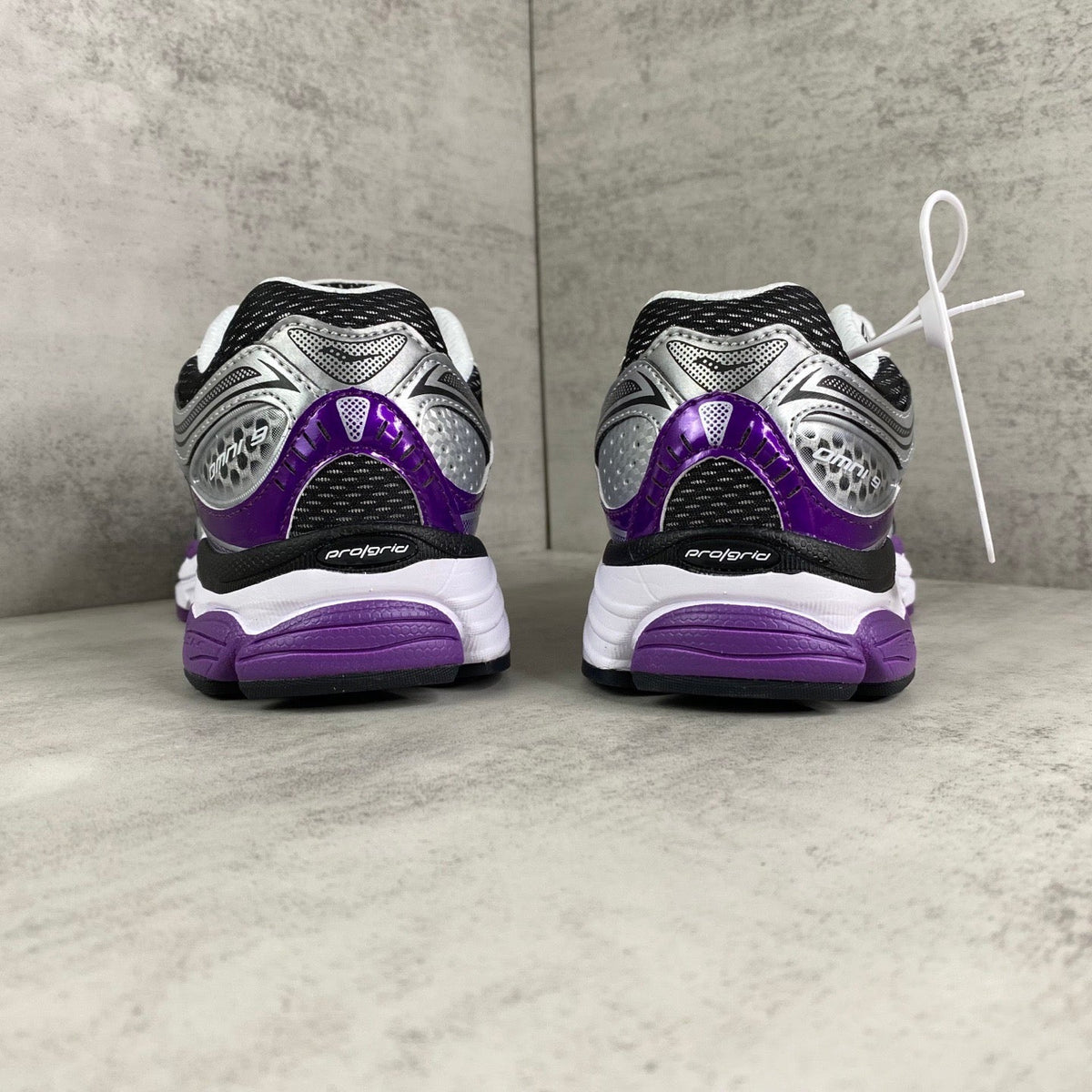 Saucony Omni 9