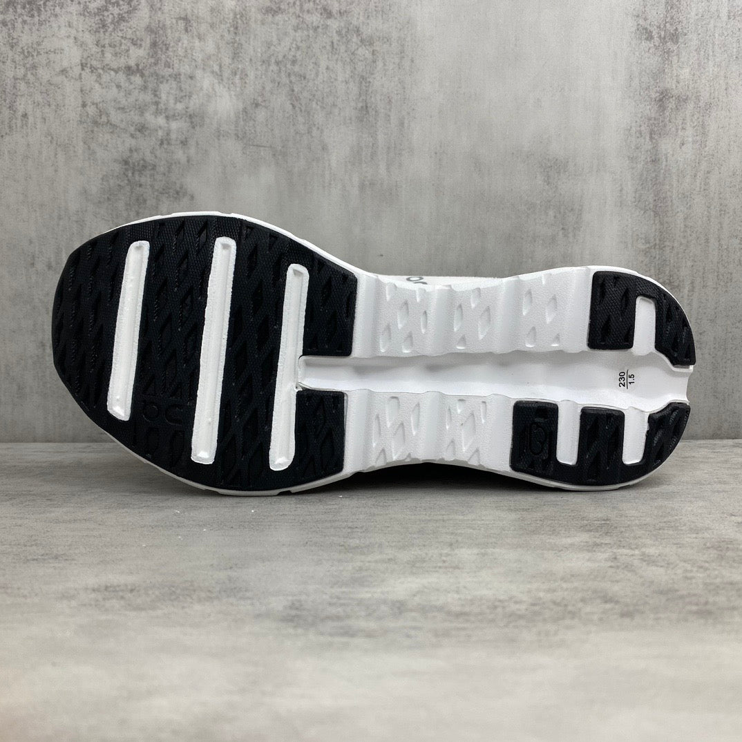 On Cloud X Loewe
