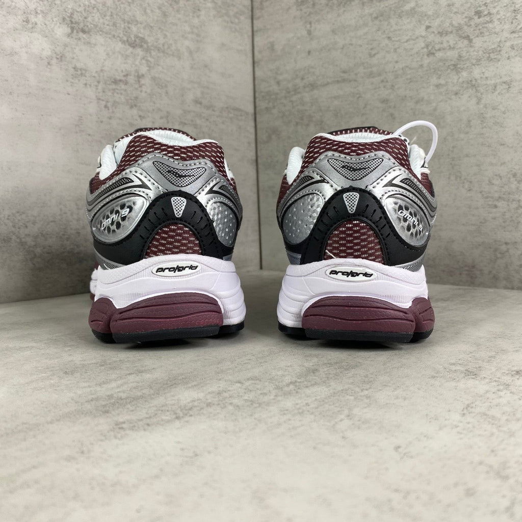 Saucony Omni 9