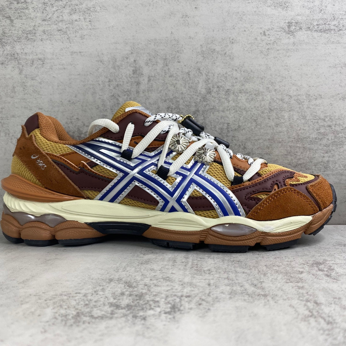 ASICS Gel-Cumulus 16