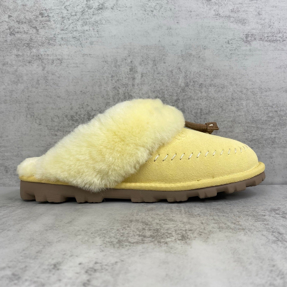 UGG STITCH