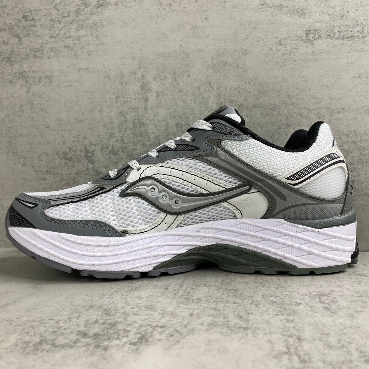 Saucony Omni 9