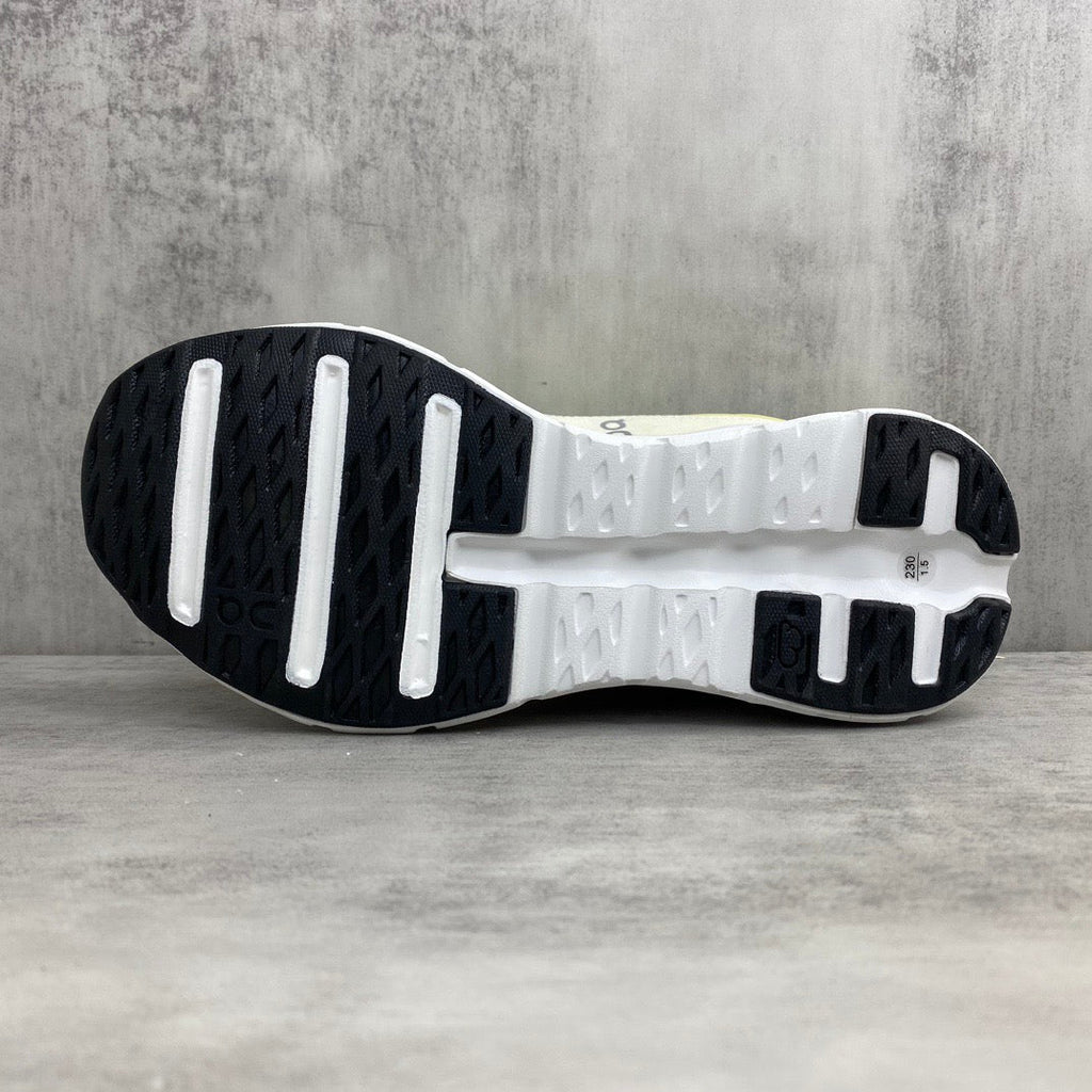On Cloud X Loewe