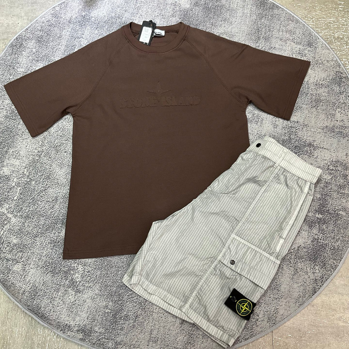 Outfit STONE ISLAND
