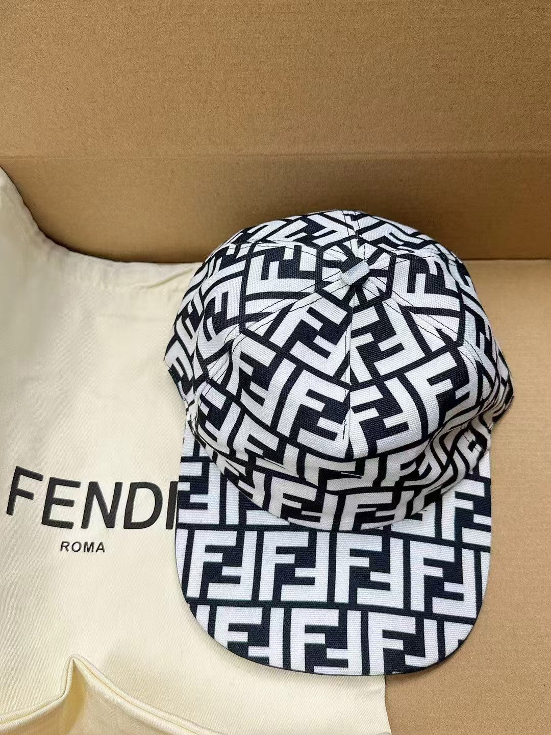 Casquette Fendi