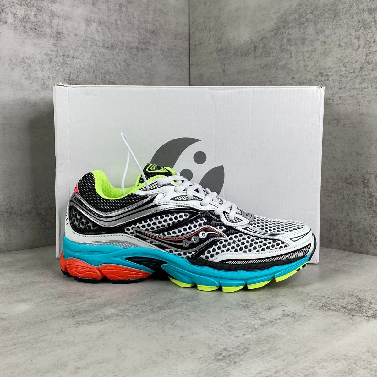 Saucony Omni 9