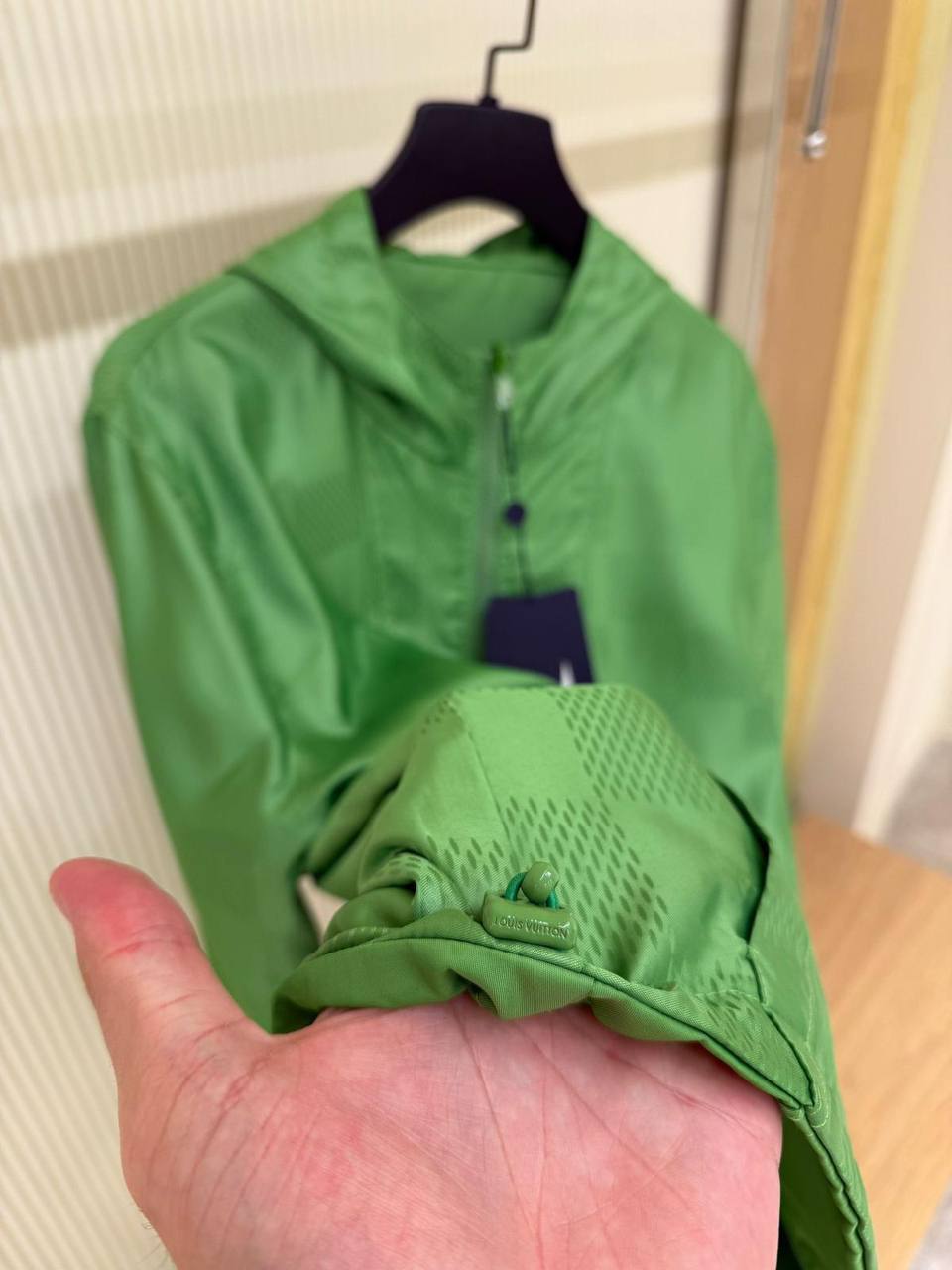 Veste lv