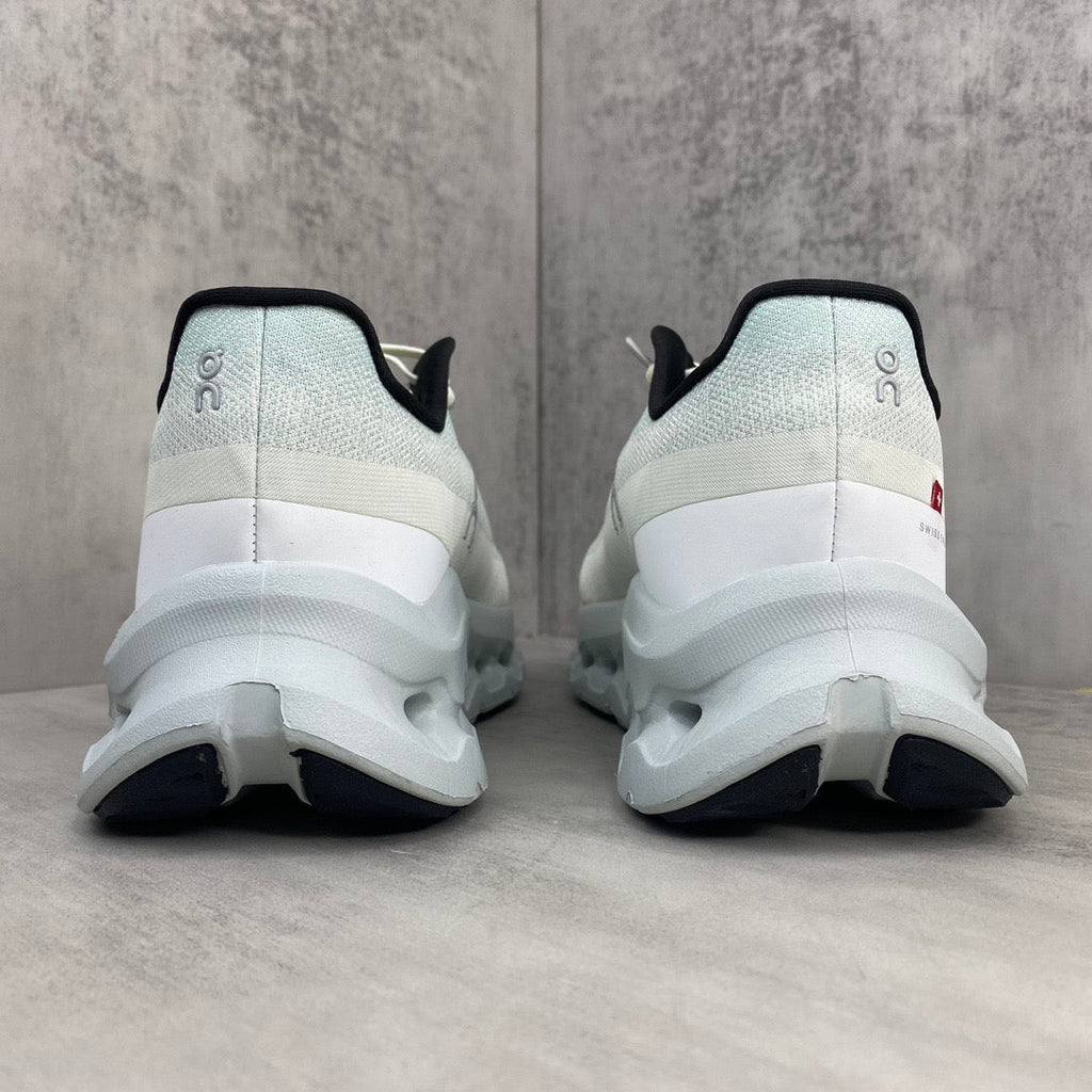 On Cloud X Loewe