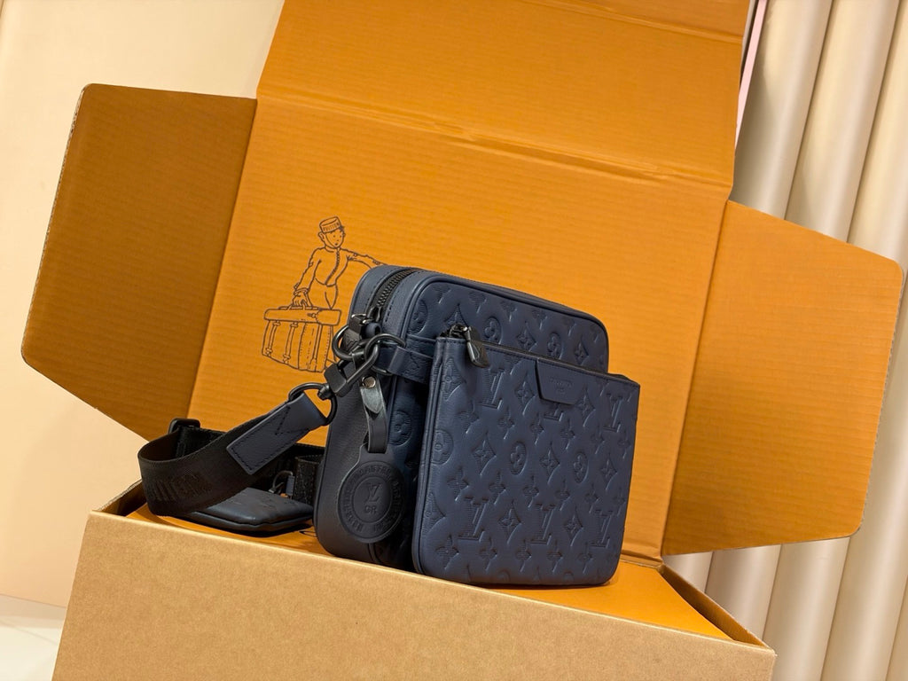 Louis Vuitton Trio Messenger