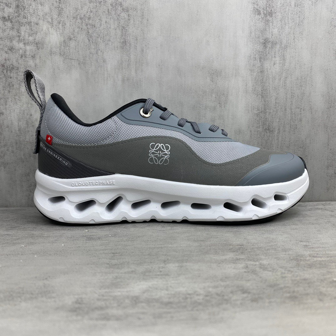 On Cloud X Loewe