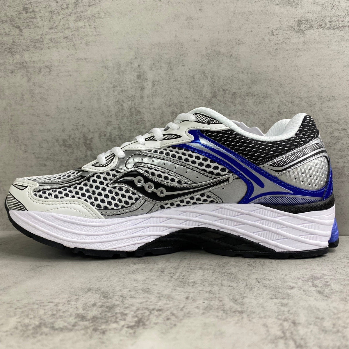 Saucony Omni 9