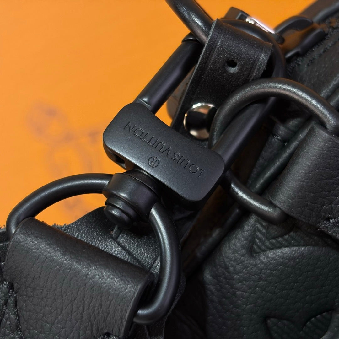 Sac  Louis Vuitton Trio Messenger